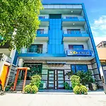 Fabhotel Signature Plaza